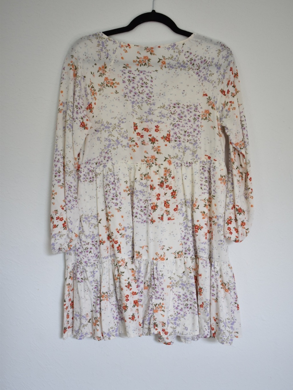 American Eagle Floral Long Sleeve Tiered Babydoll Mini Dress size Medium - Picture 4 of 5